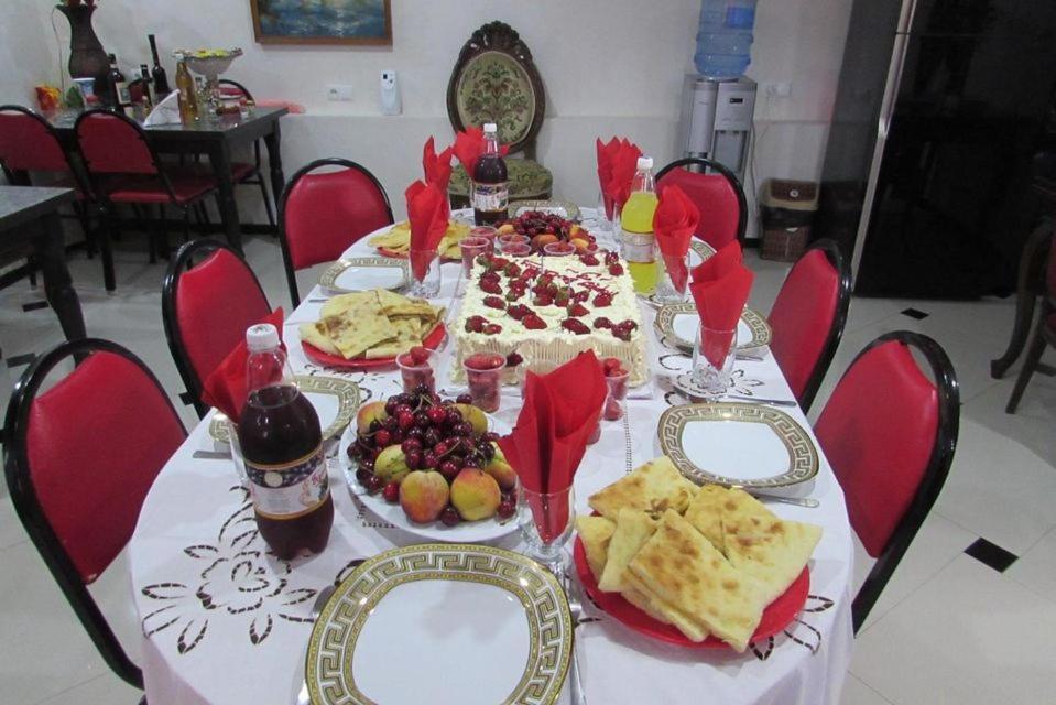 Guest House Nona كوتايسي المظهر الخارجي الصورة