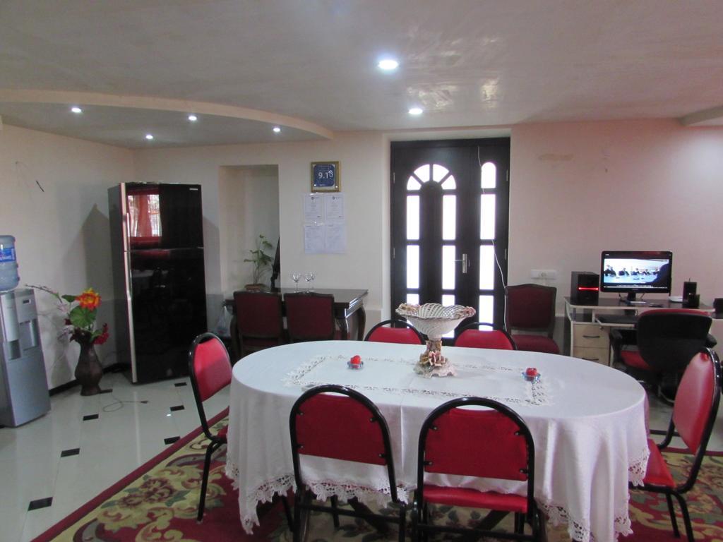 Guest House Nona كوتايسي المظهر الخارجي الصورة