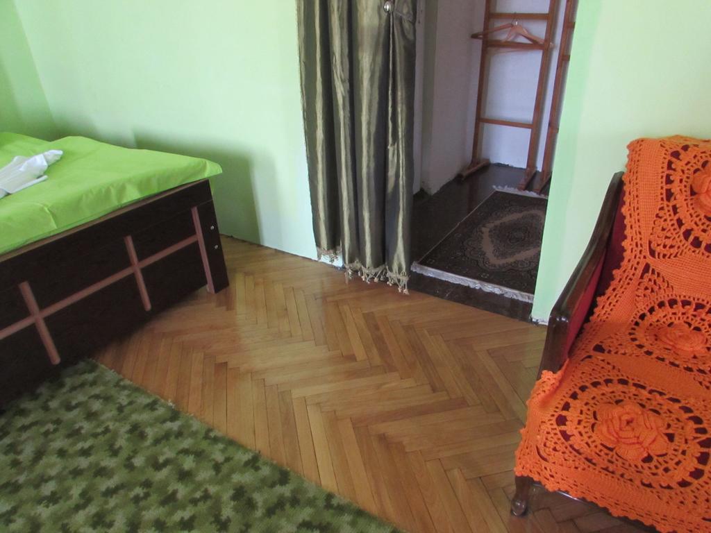 Guest House Nona كوتايسي المظهر الخارجي الصورة
