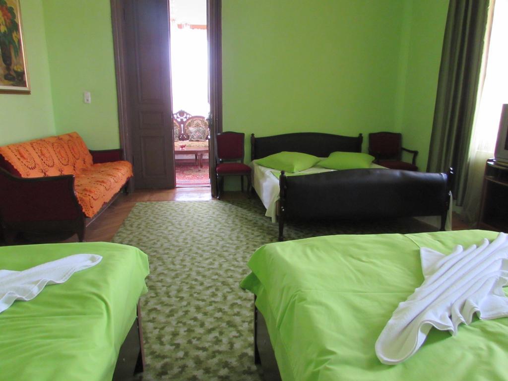 Guest House Nona كوتايسي المظهر الخارجي الصورة